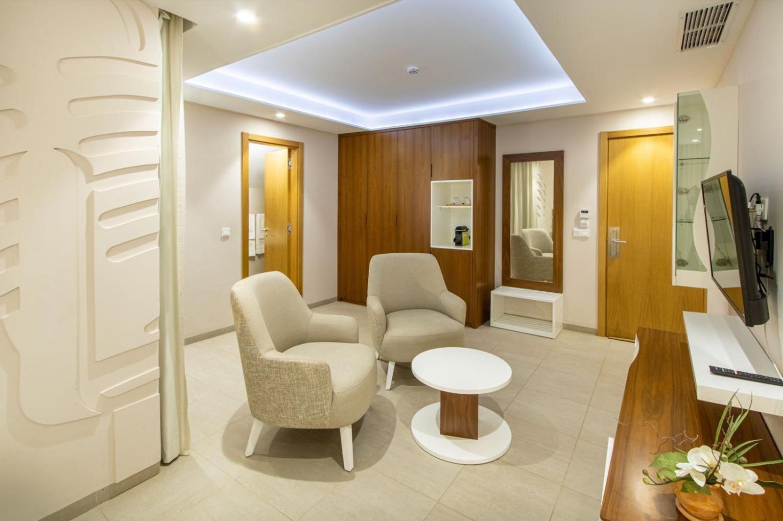 Luna Boutique Hotel Миндело Екстериор снимка